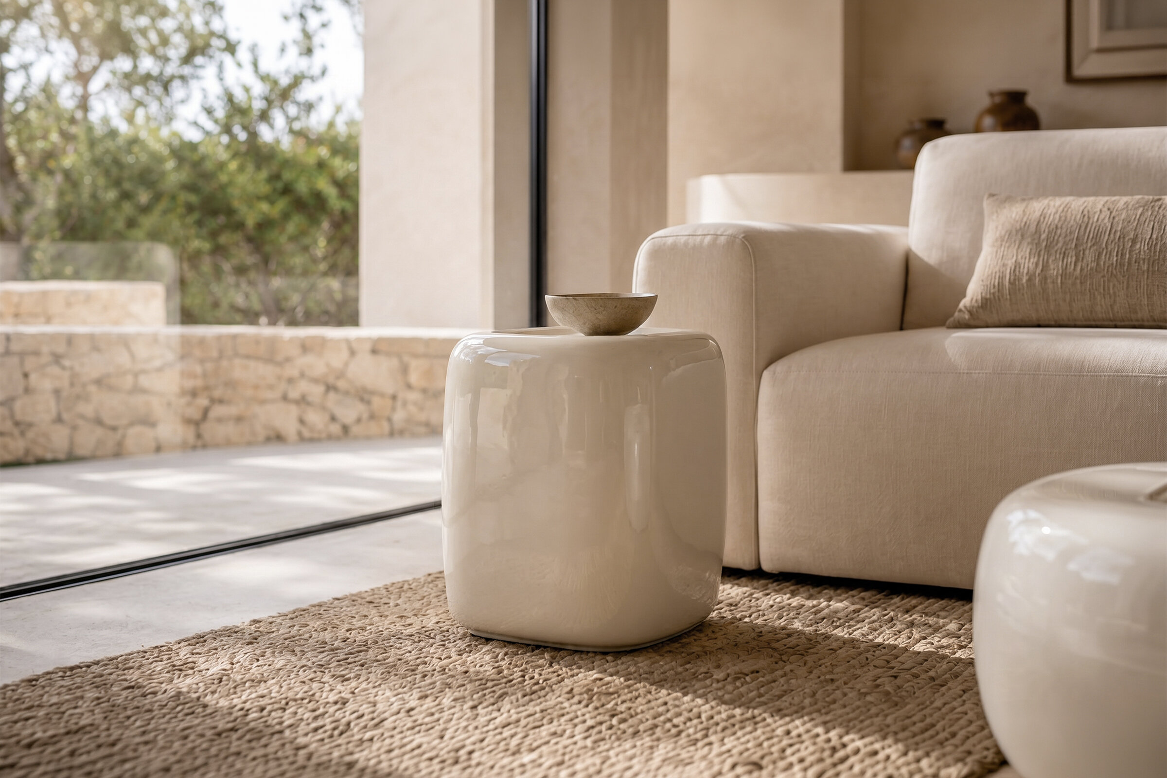 Mesa auxiliar CLAY beige brillo