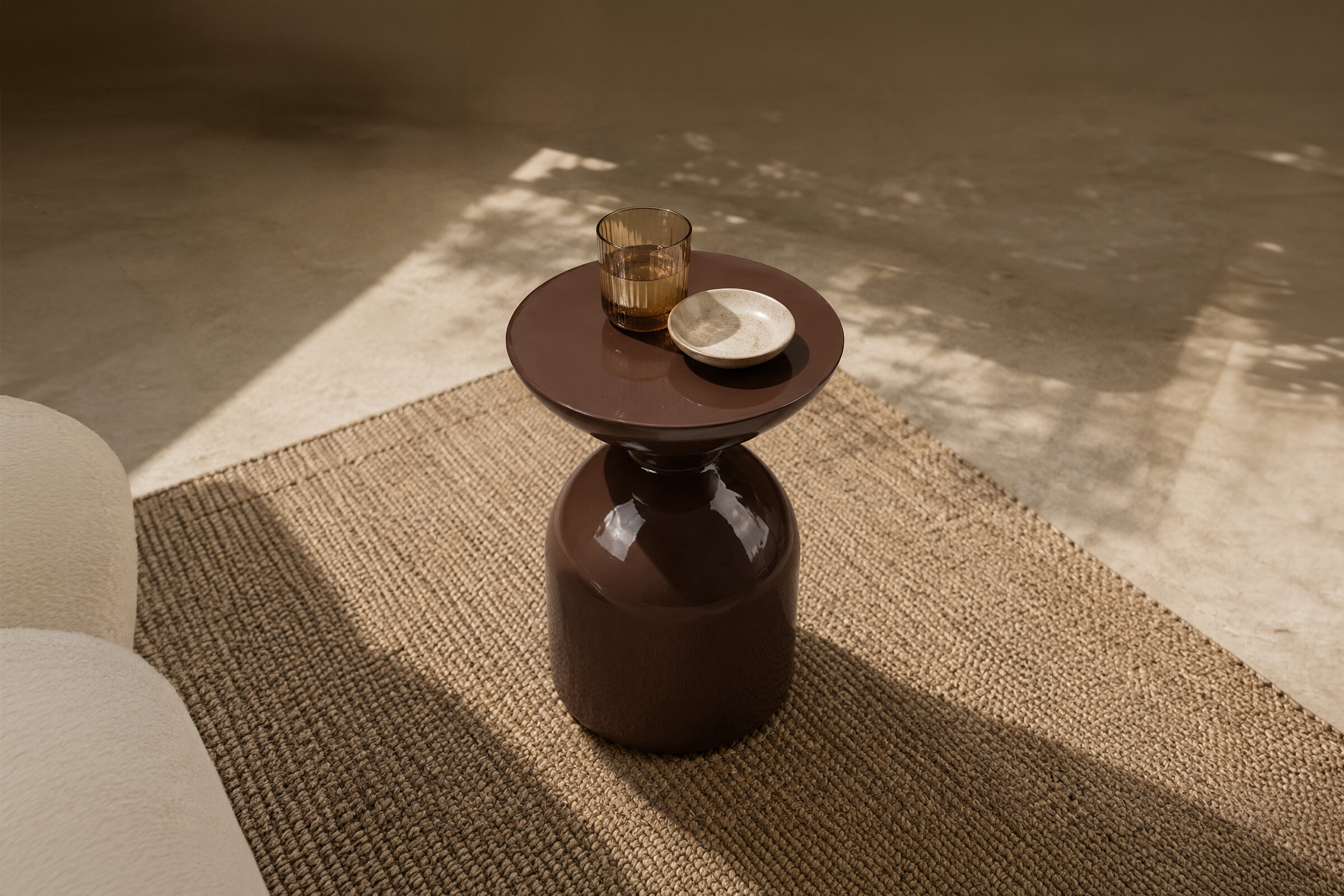 Mesa auxiliar DORIAN terracota brillo